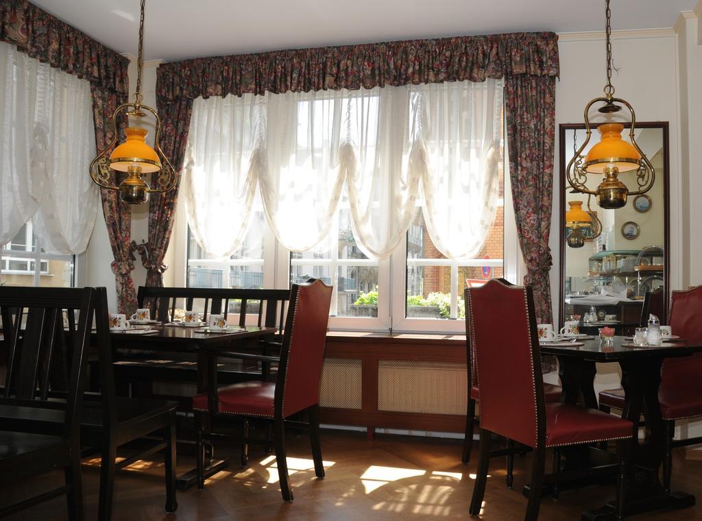 Hotel Admiral Wiesbaden Kültér fotó