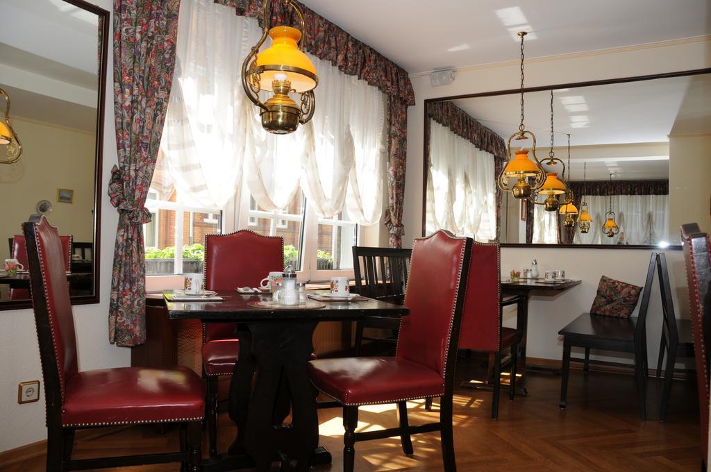 Hotel Admiral Wiesbaden Kültér fotó