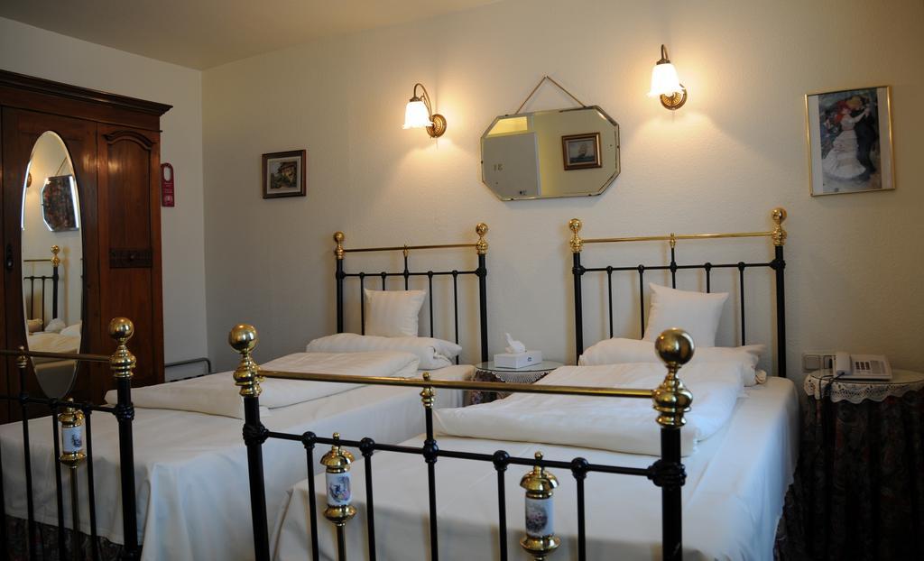 Hotel Admiral Wiesbaden Kültér fotó